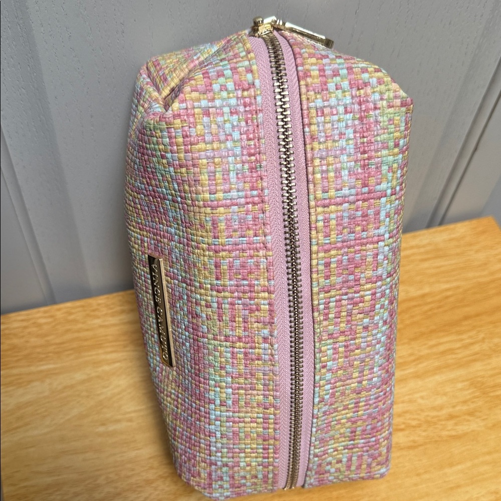 Vince Camuto Pastel Woven Cosmetic Bag 💕 - Picture 14 of 17
